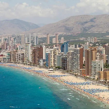 In Benidorm, Alicante 103099 By Mo בנידורם